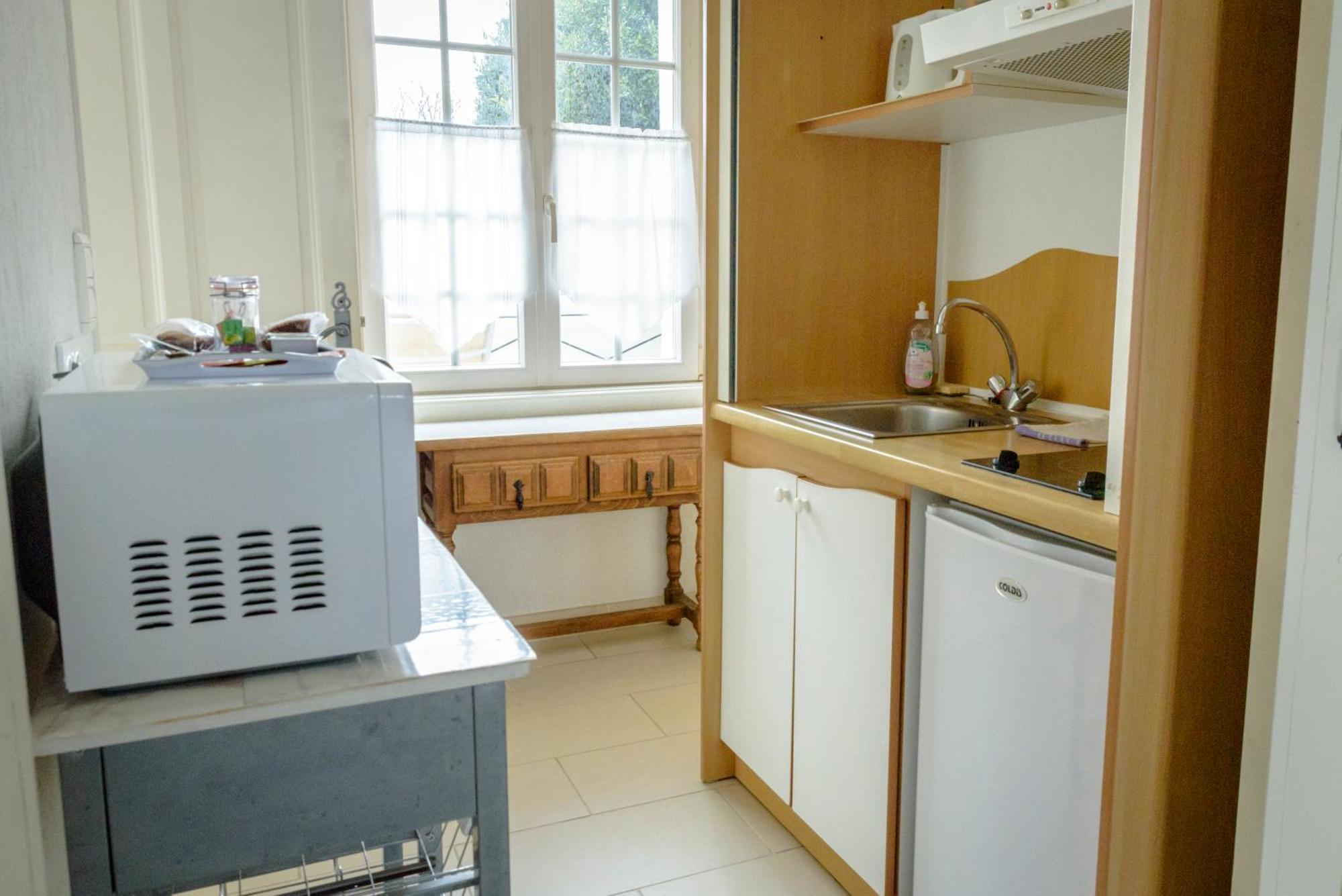 Maison Studios & Appartements Les 4 Vents Люк-сюр-Мер Экстерьер фото